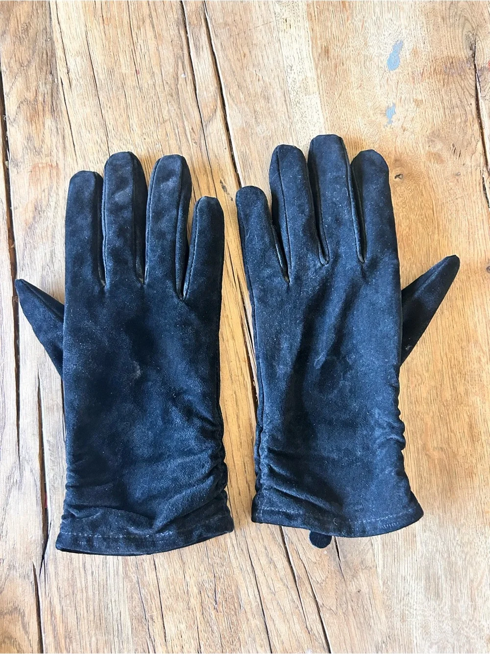 Vintage Coldwater Creek Black Suede real leather women’s Gloves large